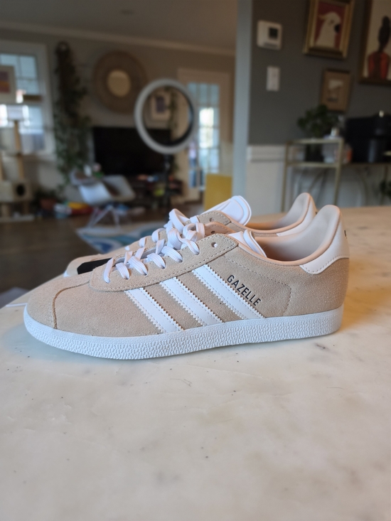adidas Shoes - Adidas Gazelle Suede Sneakers in Cream & White Size 7